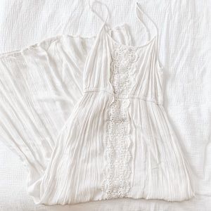 White lace detail maxi dress